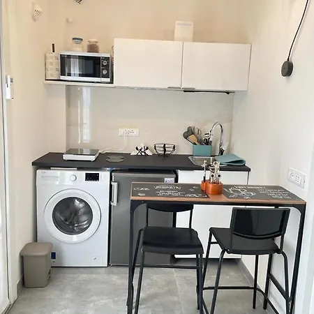 Nice Studio Central A/c Wi Fi Rapallo
